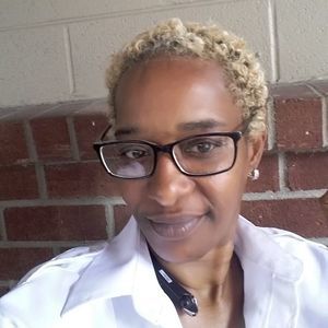 Meet your Posher, Demetra